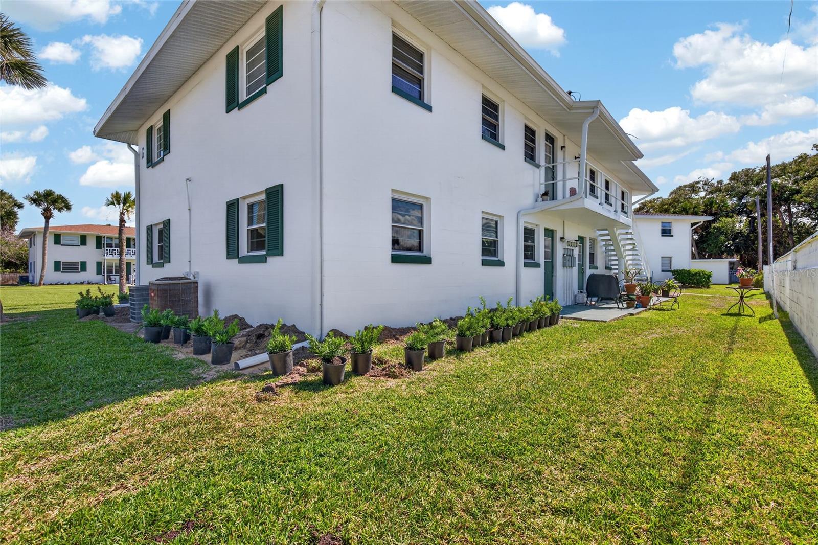 Image 27 of 39 For 1800 Palmetto Avenue 1010