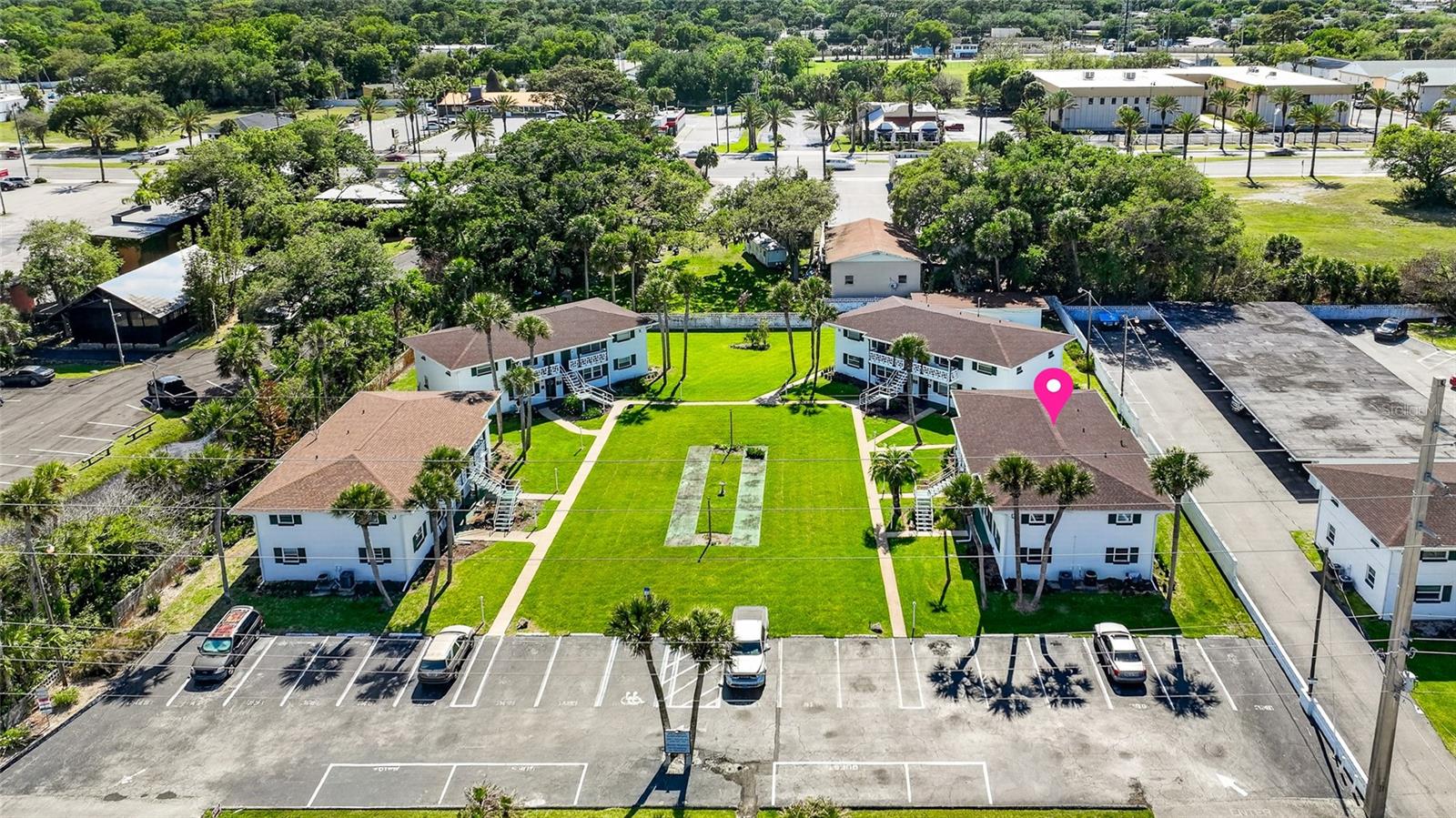 Image 30 of 39 For 1800 Palmetto Avenue 1010