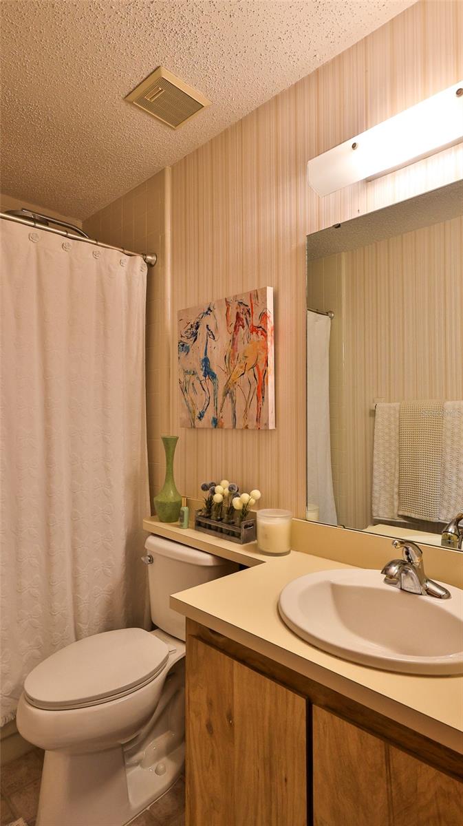 Image 19 of 35 For 6194 Sequoia Drive