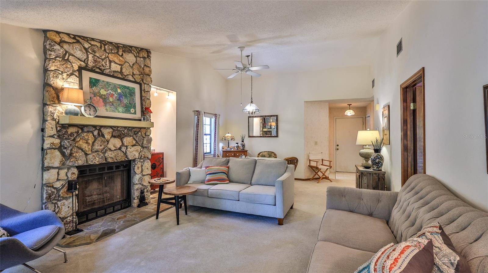 Image 4 of 35 For 6194 Sequoia Drive