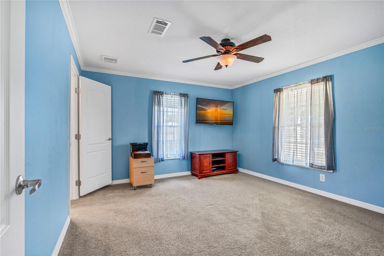 Image 15 of 39 For 106 Ash Street