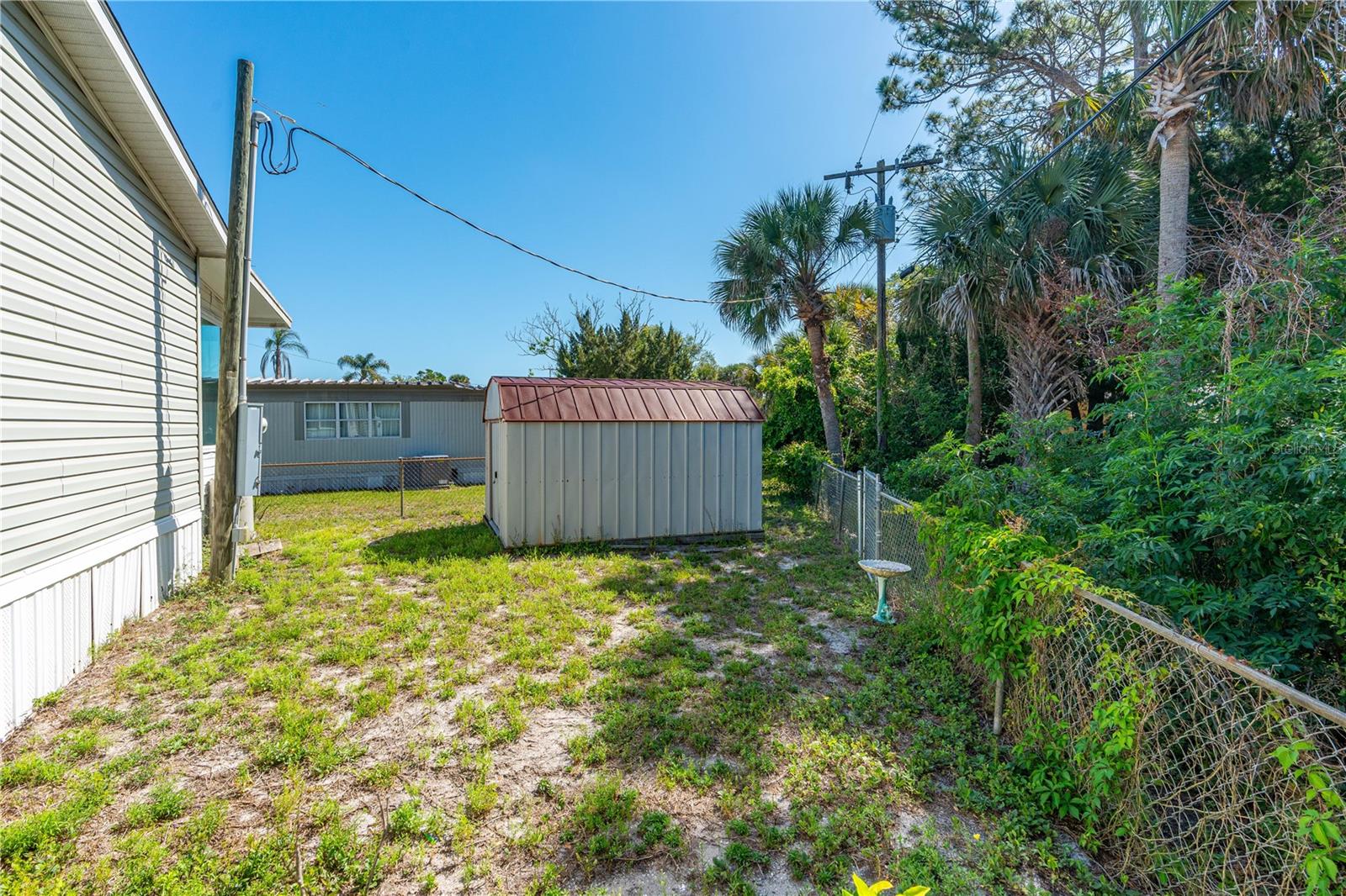 Image 28 of 39 For 106 Ash Street