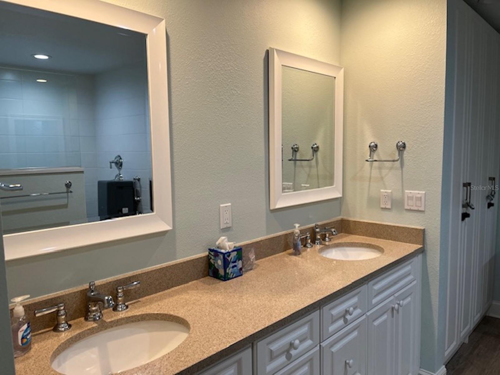 Image 20 of 32 For 265 Minorca Beach Way  304