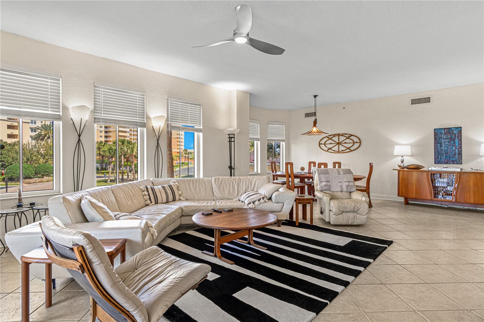 Image 12 of 52 For 263 Minorca Beach Way 206