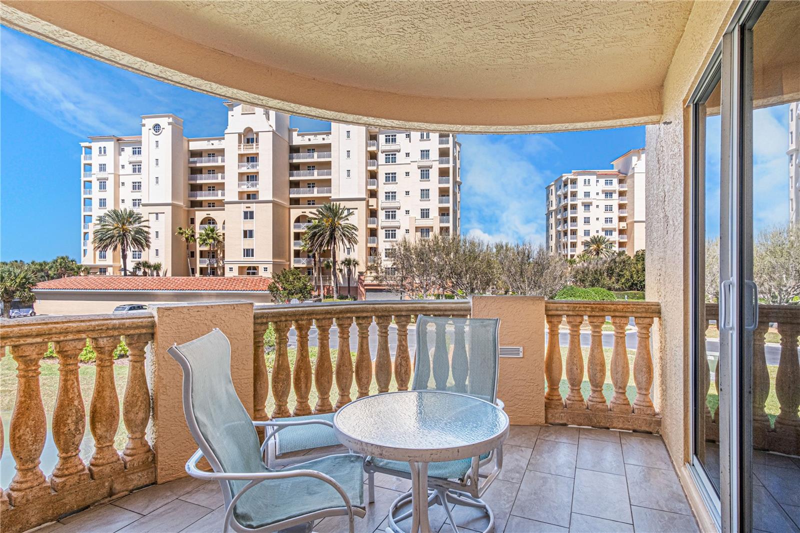 Image 15 of 52 For 263 Minorca Beach Way 206
