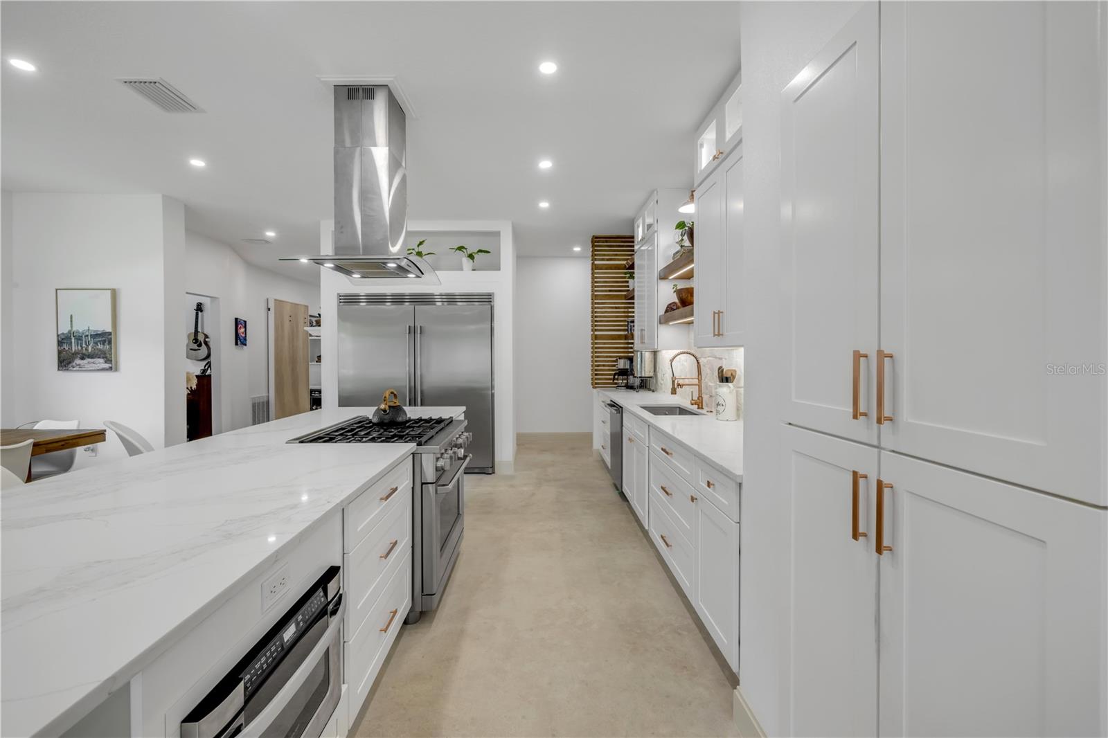 Image 24 of 97 For 3211 Saxon Drive