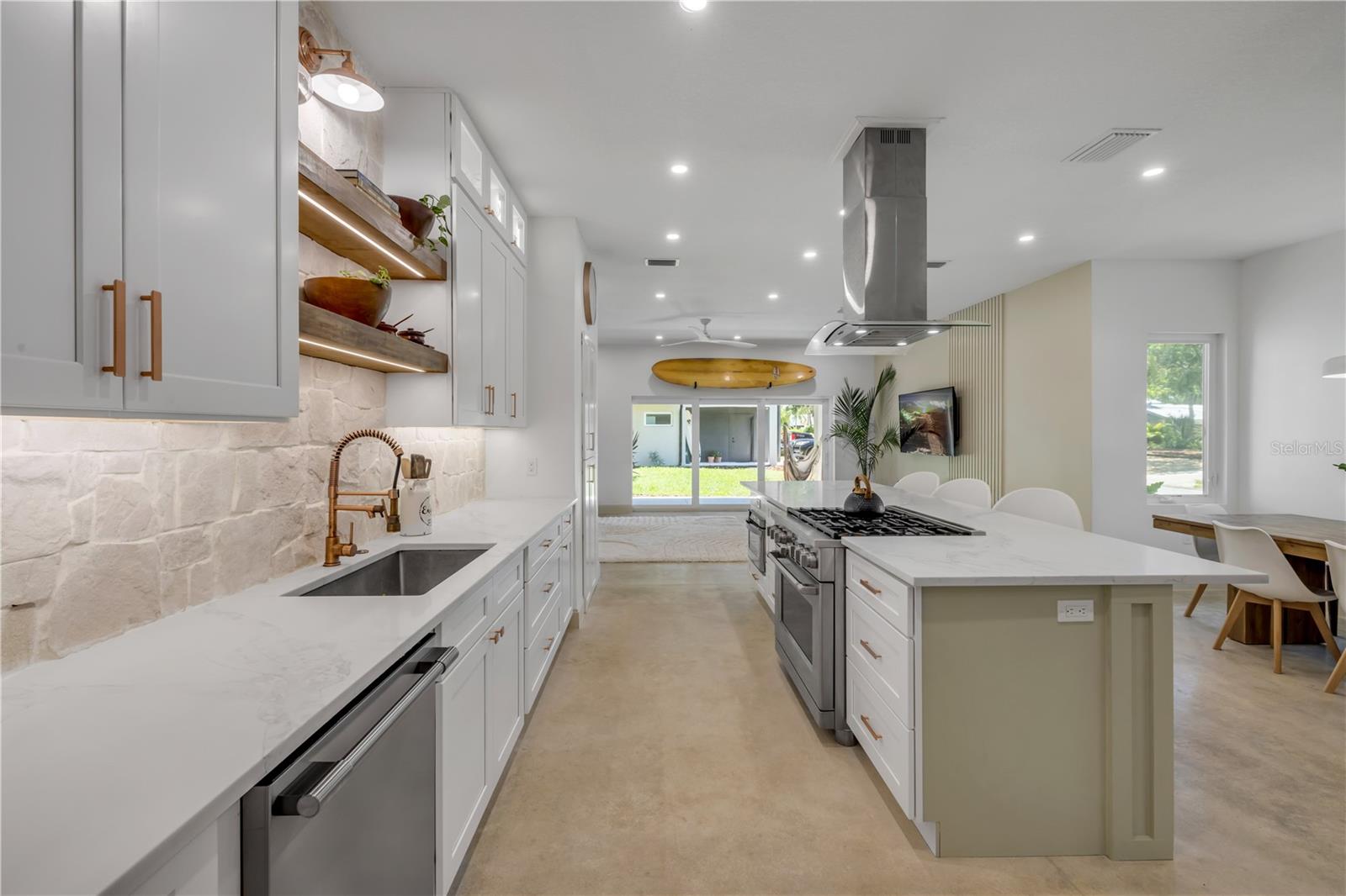 Image 34 of 97 For 3211 Saxon Drive