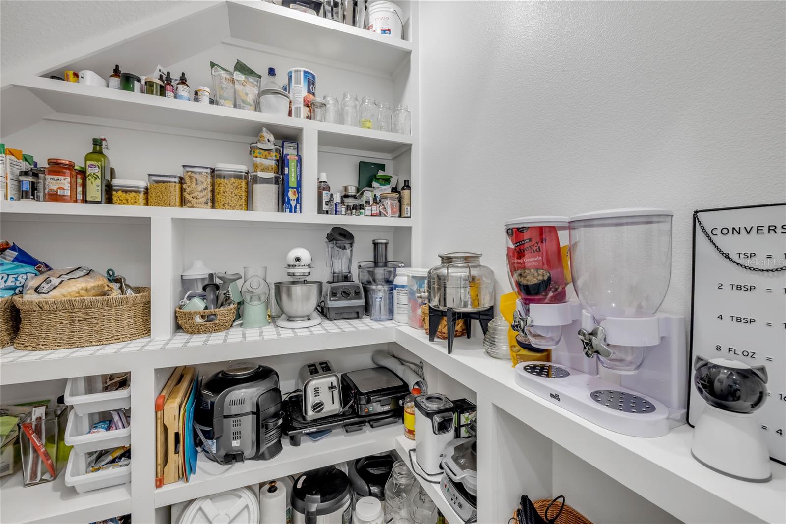 Image 48 of 97 For 3211 Saxon Drive