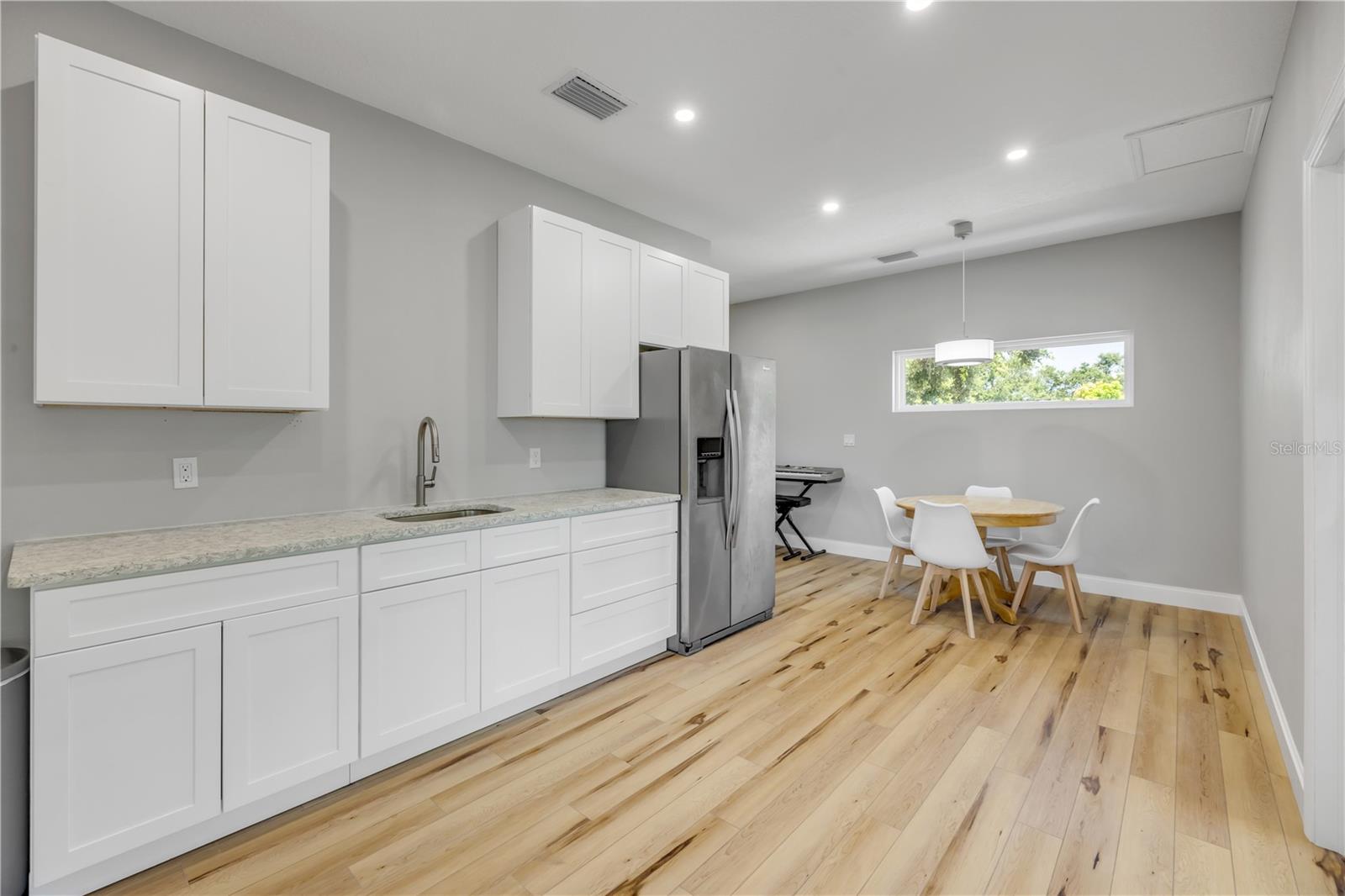 Image 76 of 97 For 3211 Saxon Drive