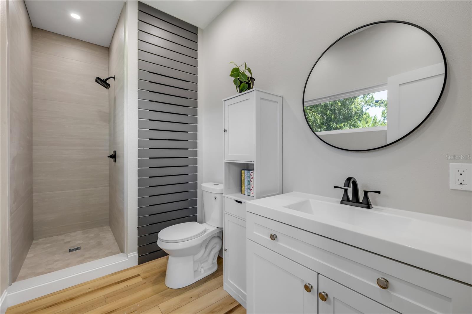 Image 83 of 97 For 3211 Saxon Drive