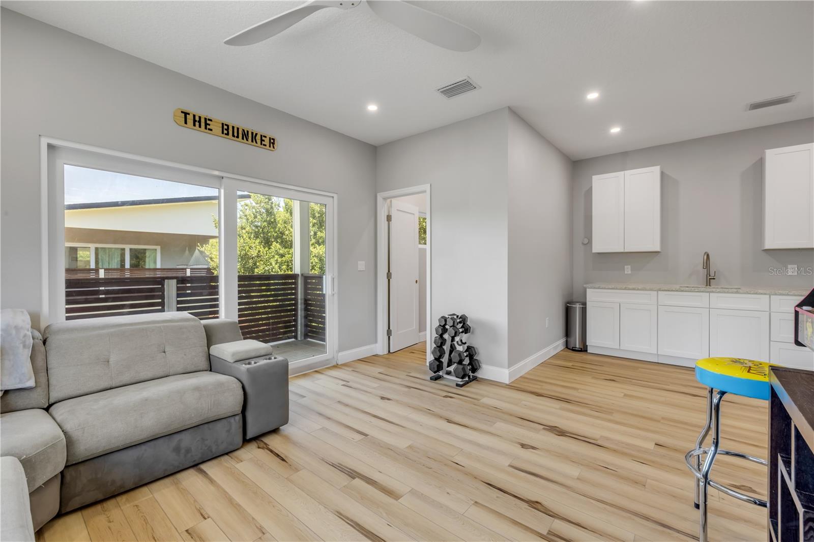 Image 84 of 97 For 3211 Saxon Drive