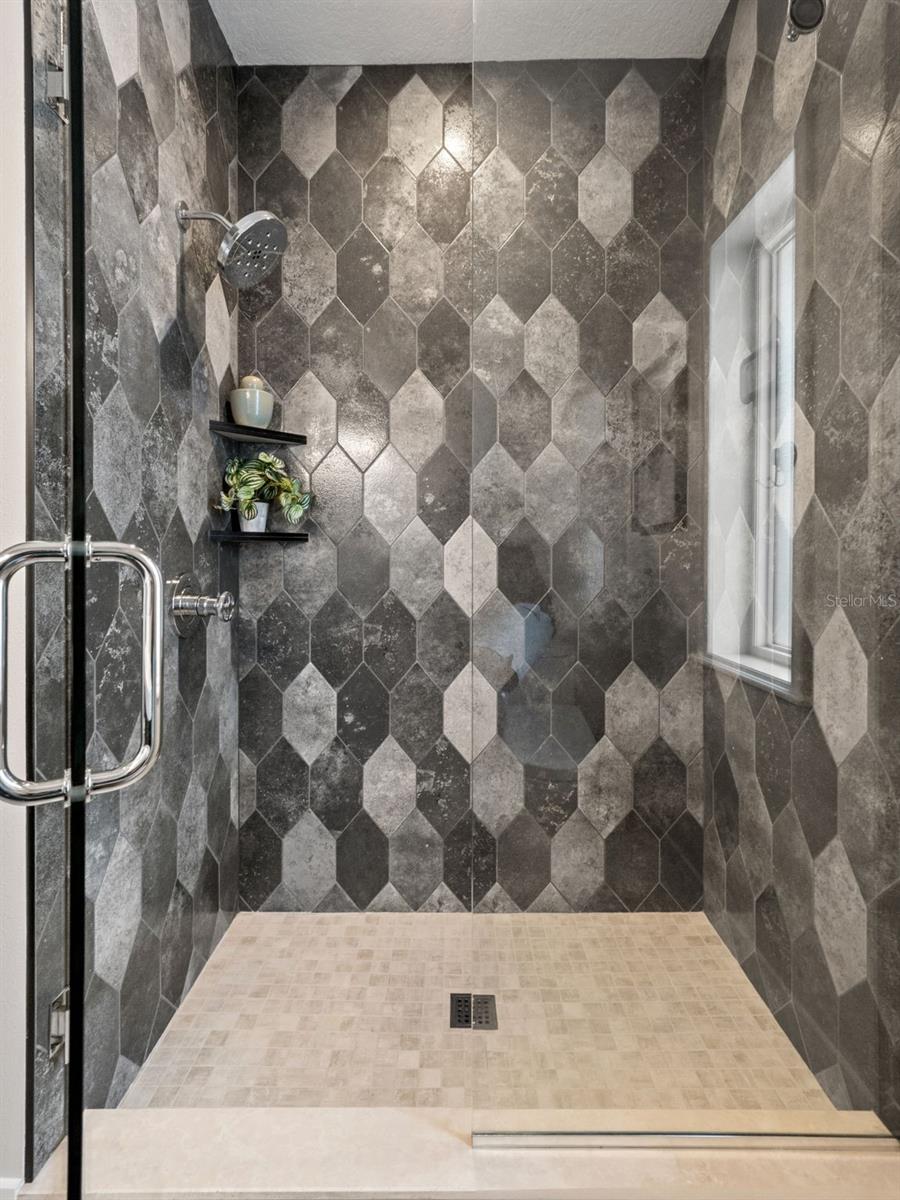 Image 44 of 71 For 1214 Commodore Drive