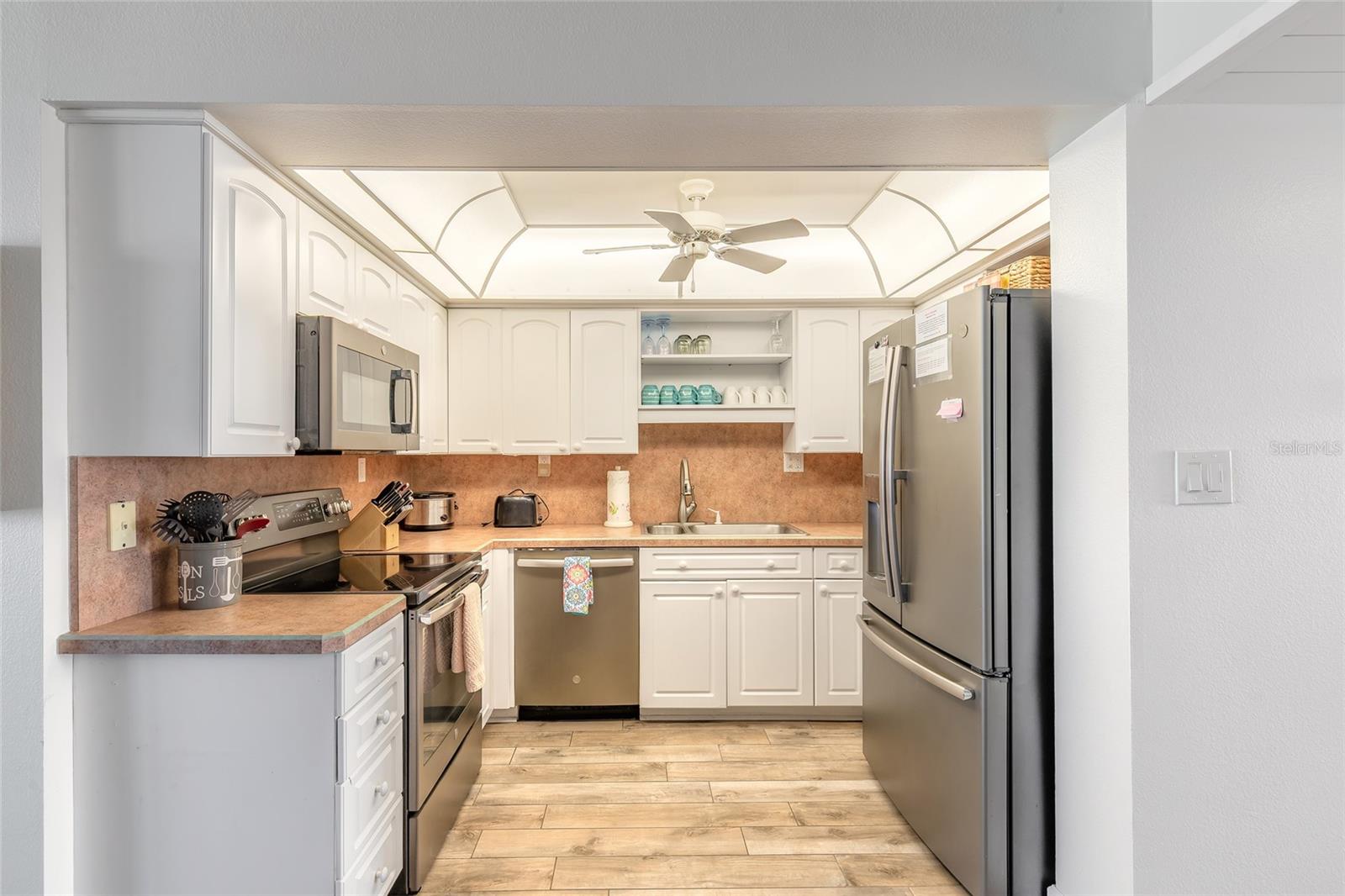 Image 26 of 44 For 2401 Atlantic Avenue A402