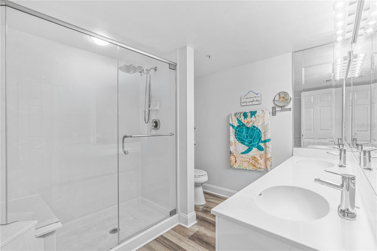 Image 19 of 59 For 2967 Atlantic Avenue 903