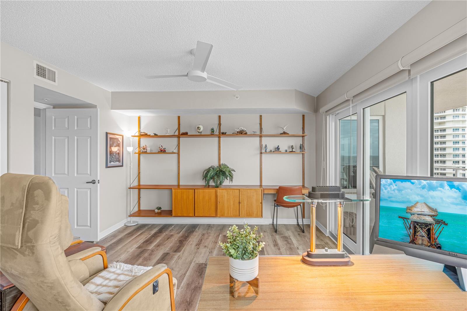 Image 31 of 59 For 2967 Atlantic Avenue 903