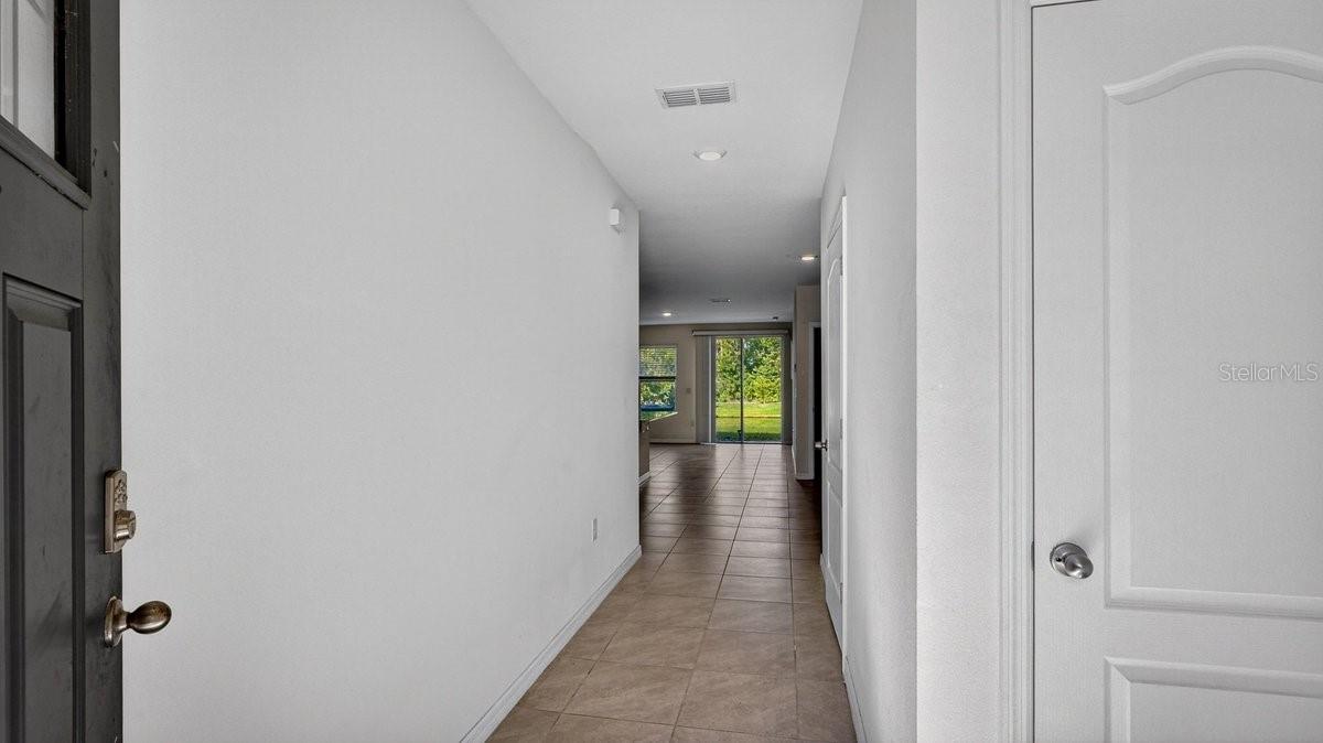 Image 12 of 65 For 28 Bella Lago Circle