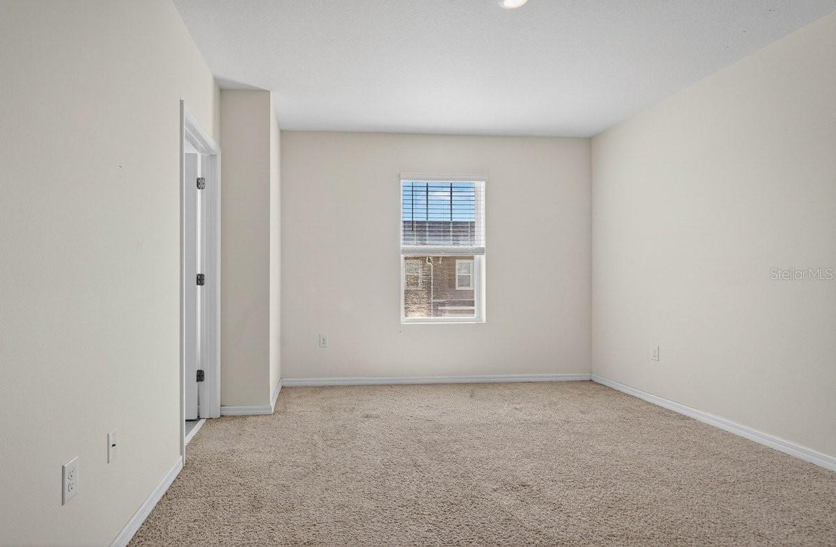 Image 28 of 65 For 28 Bella Lago Circle