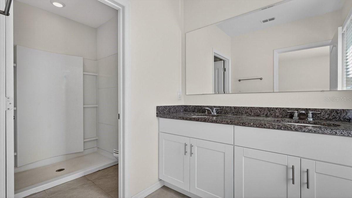 Image 31 of 65 For 28 Bella Lago Circle