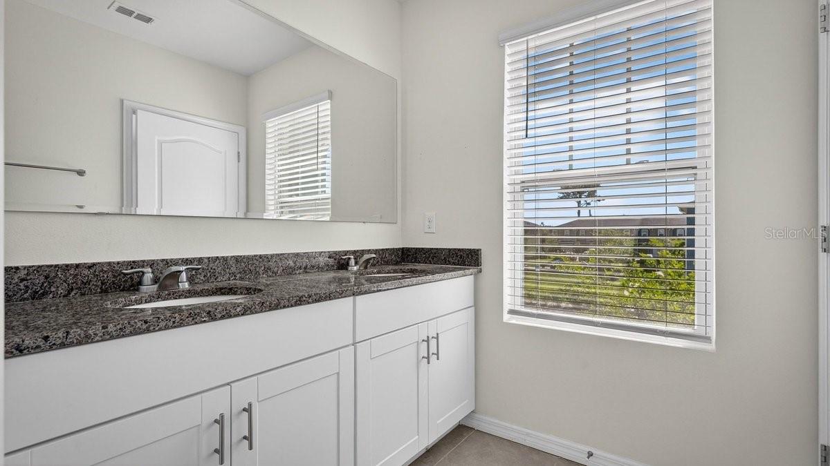 Image 32 of 65 For 28 Bella Lago Circle