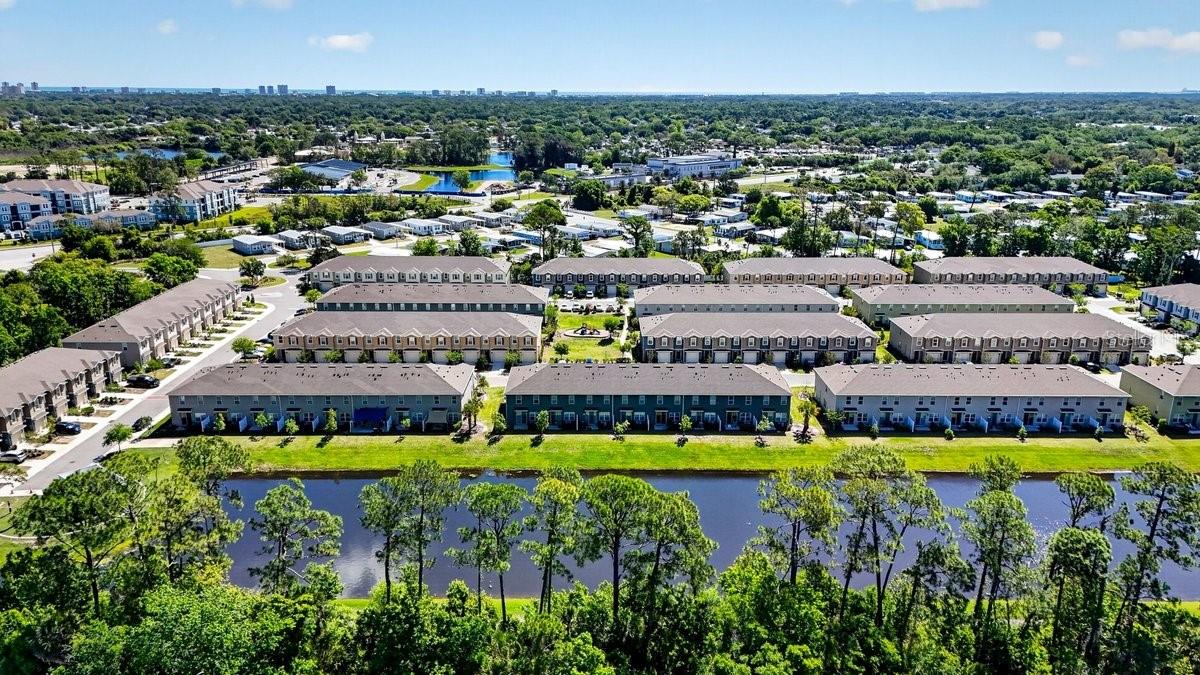 Image 39 of 65 For 28 Bella Lago Circle