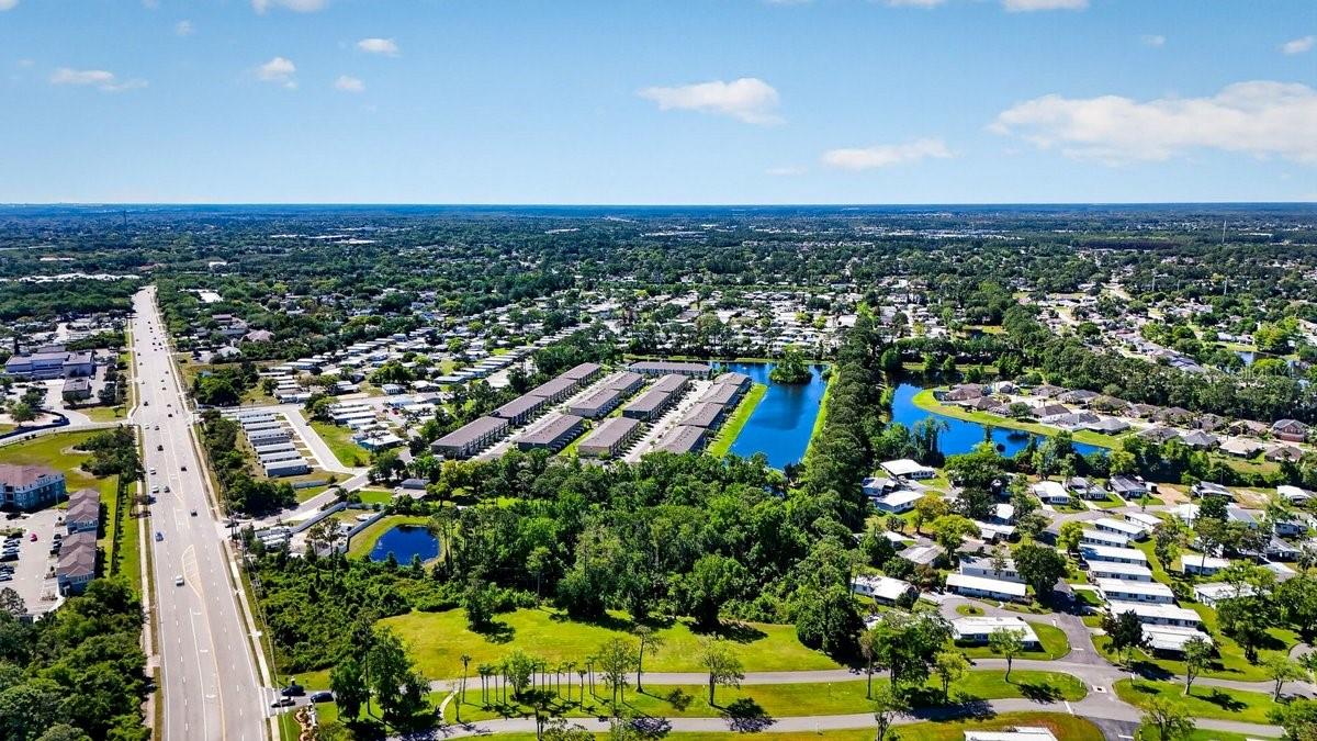 Image 49 of 65 For 28 Bella Lago Circle