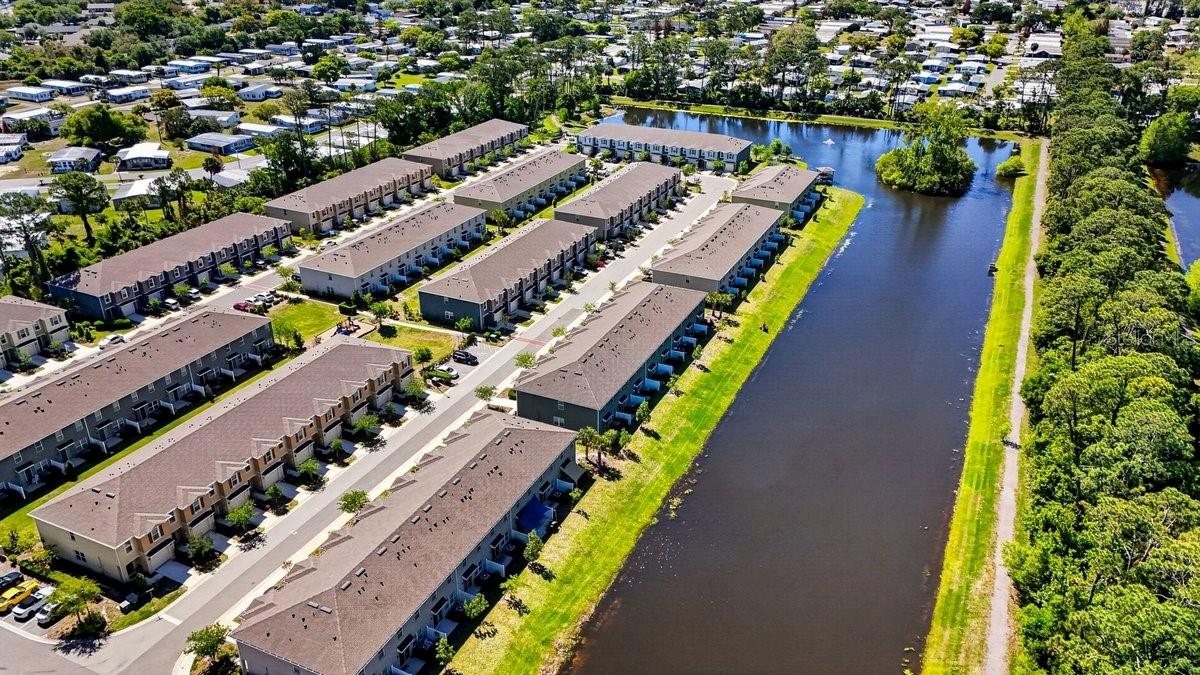 Image 51 of 65 For 28 Bella Lago Circle