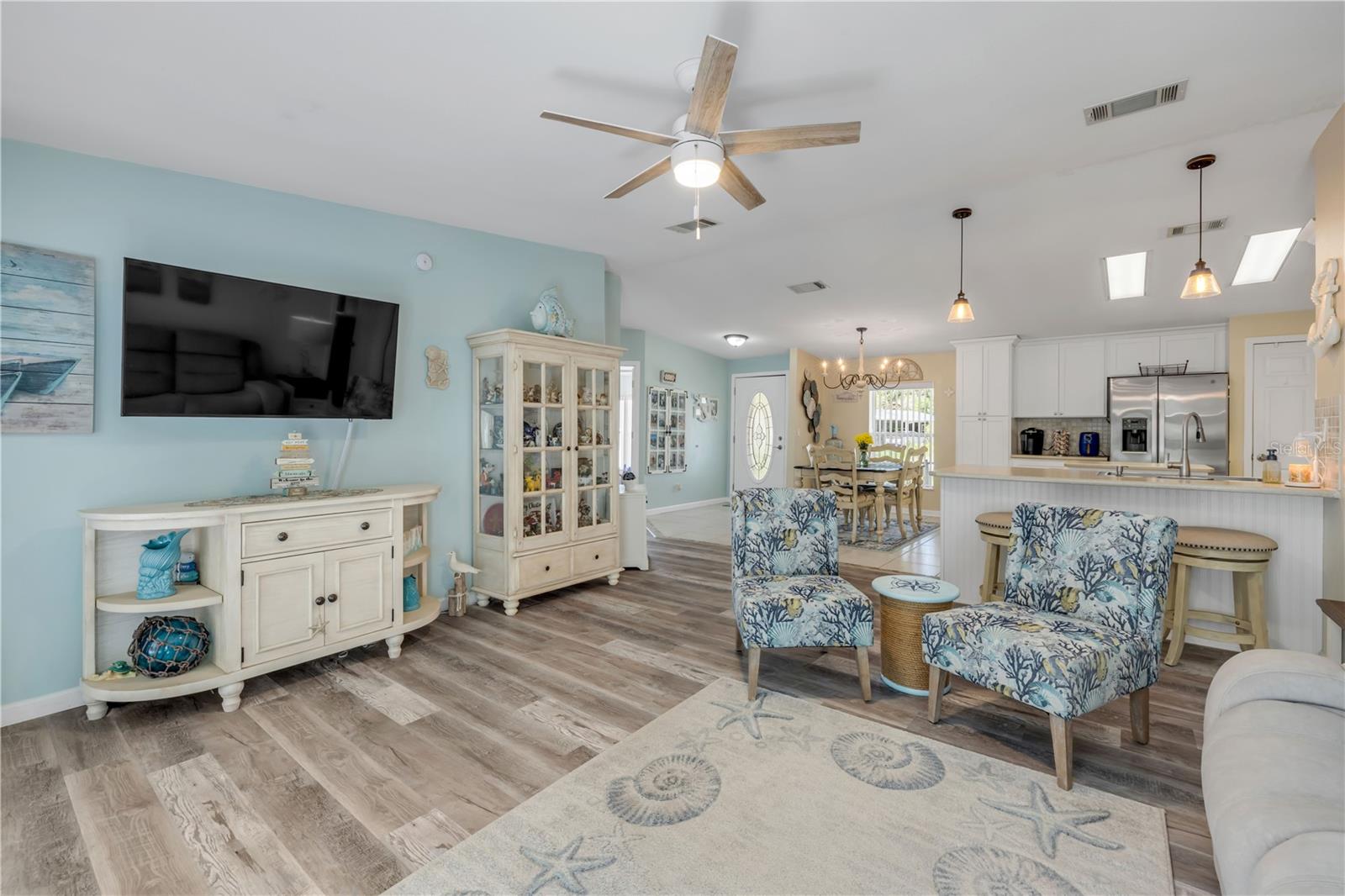 Image 13 of 48 For 317 Water Landing Drive