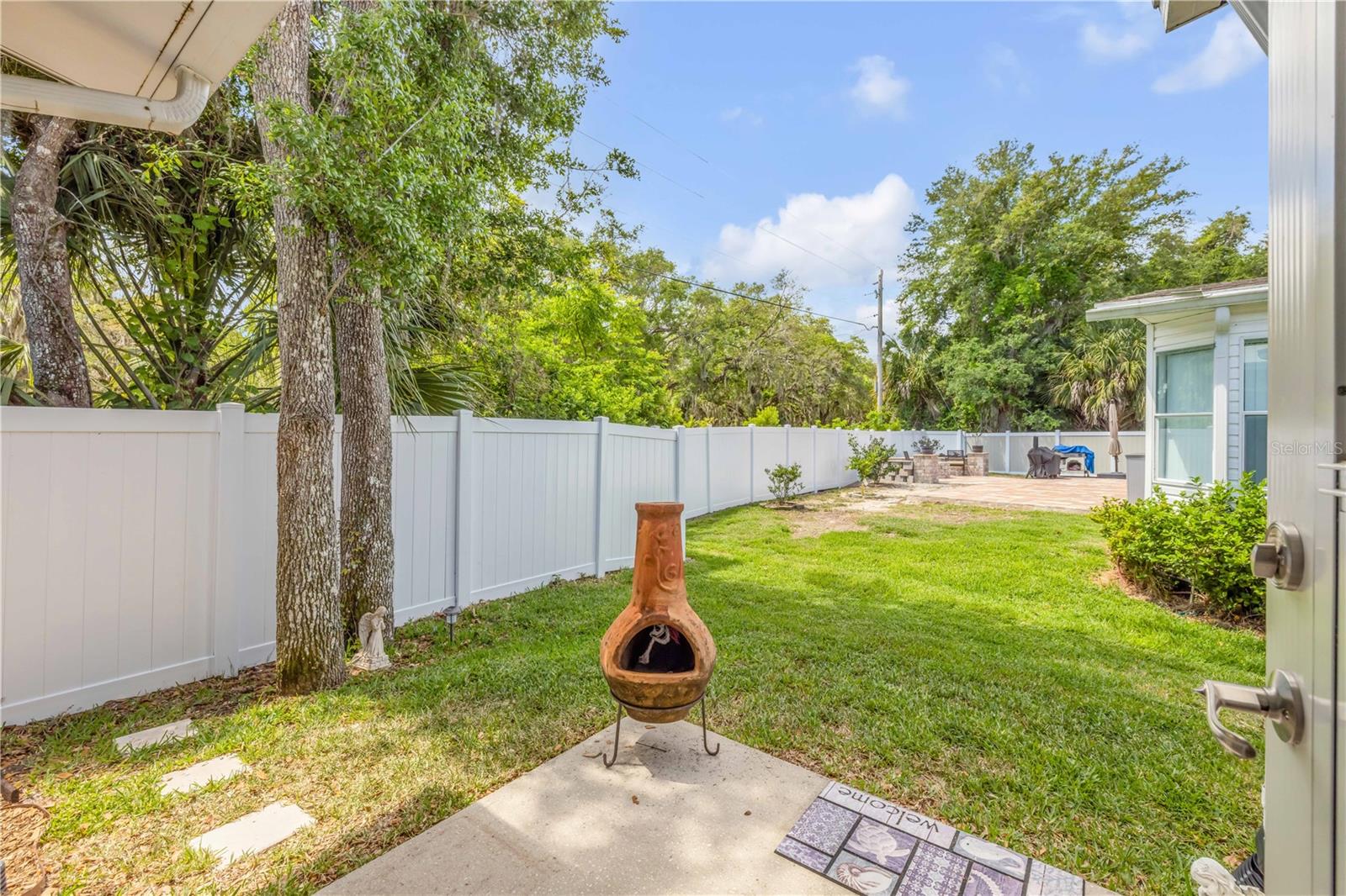 Image 25 of 48 For 317 Water Landing Drive