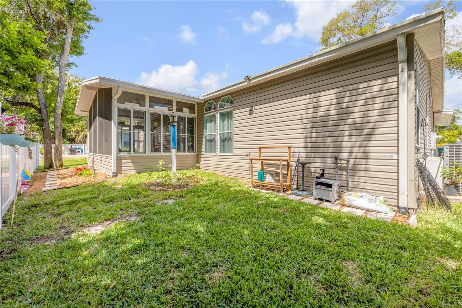 Image 26 of 48 For 317 Water Landing Drive