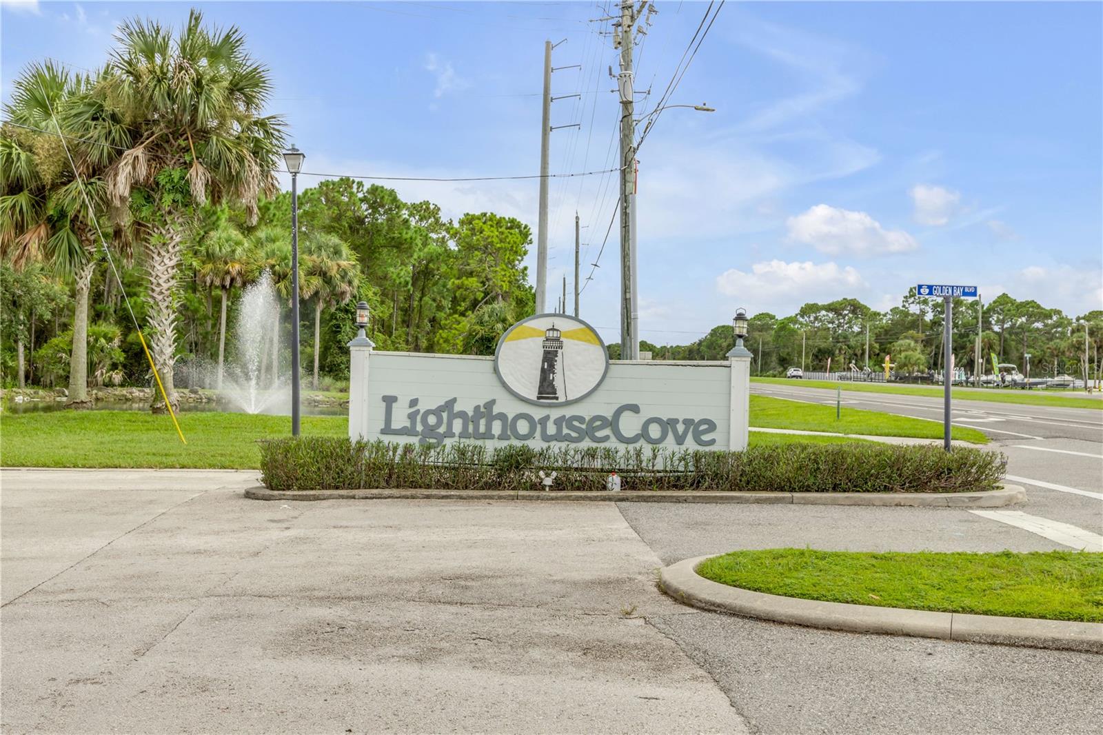 Image 28 of 48 For 317 Water Landing Drive