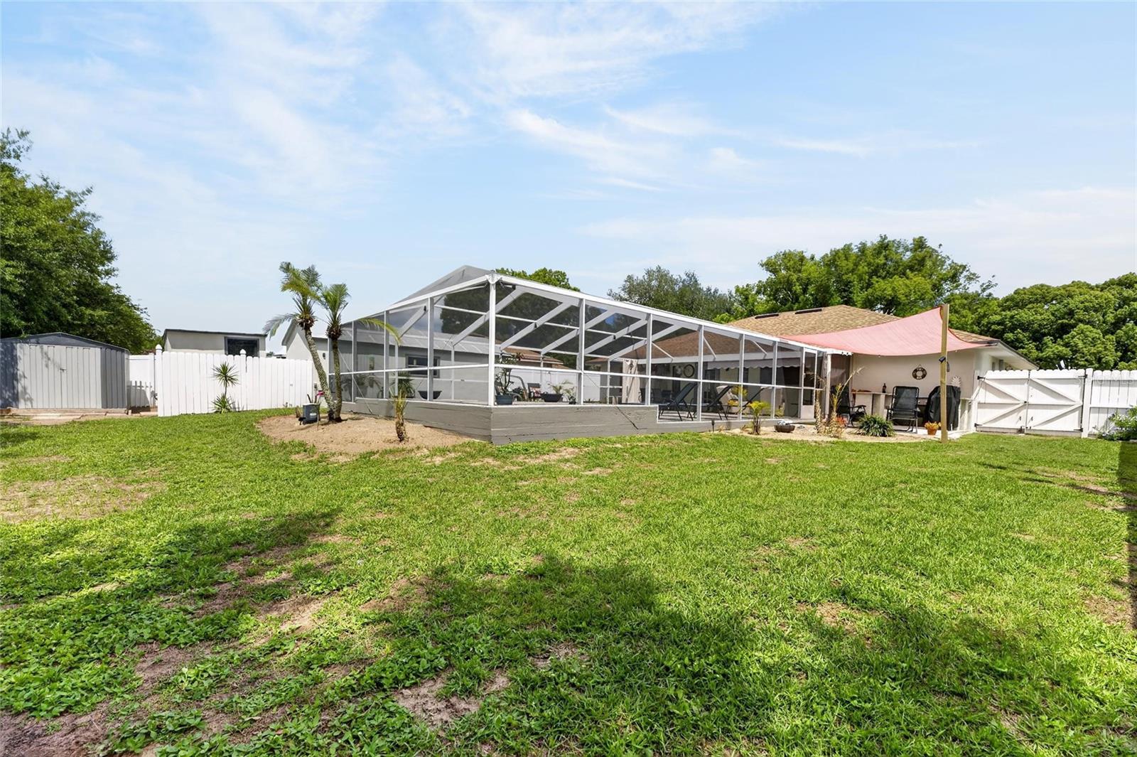 Image 11 of 81 For 926 Hillgrove Lane