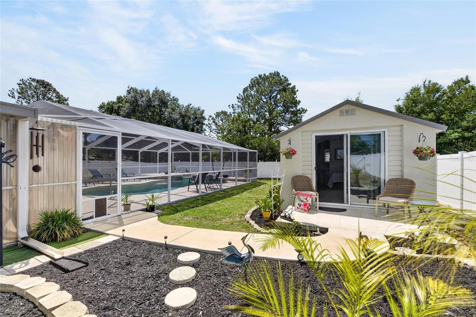 Image 51 of 81 For 926 Hillgrove Lane