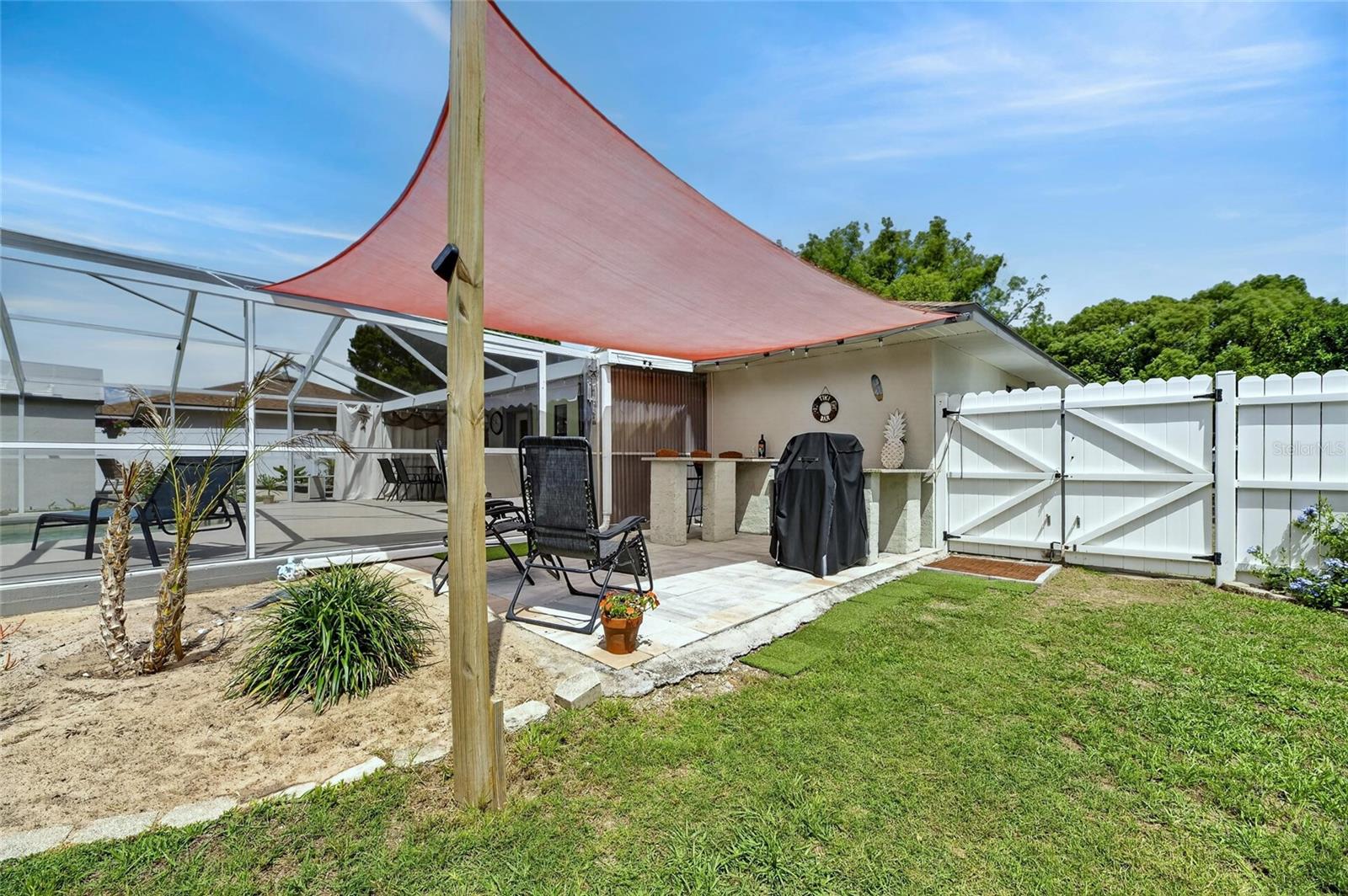 Image 8 of 81 For 926 Hillgrove Lane