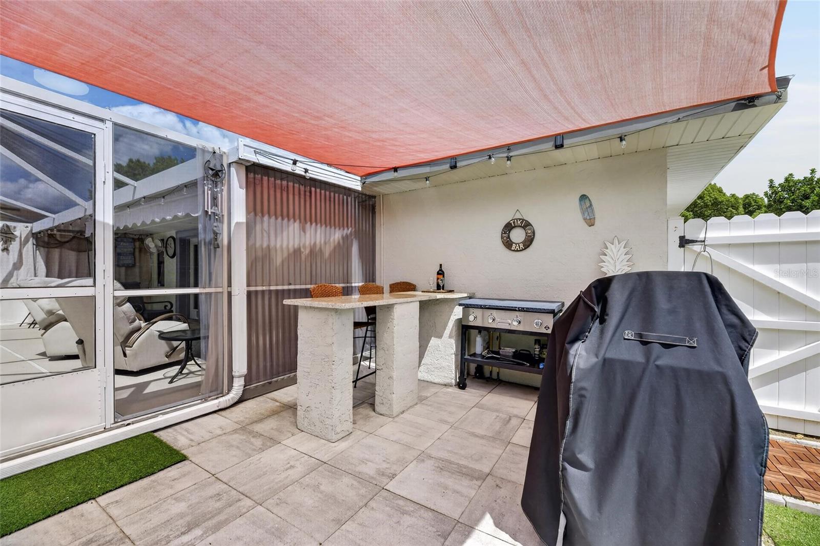 Image 9 of 81 For 926 Hillgrove Lane