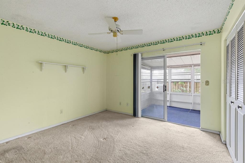 Image 6 of 11 For 33 Sandra Circle