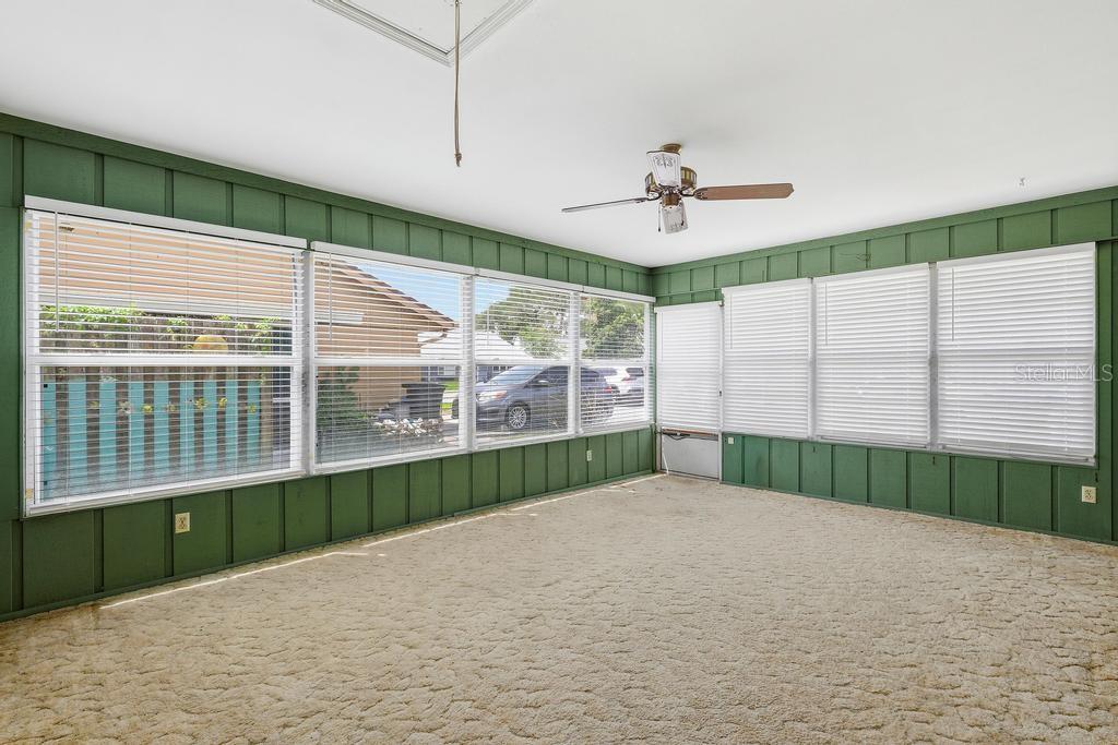 Image 9 of 11 For 33 Sandra Circle