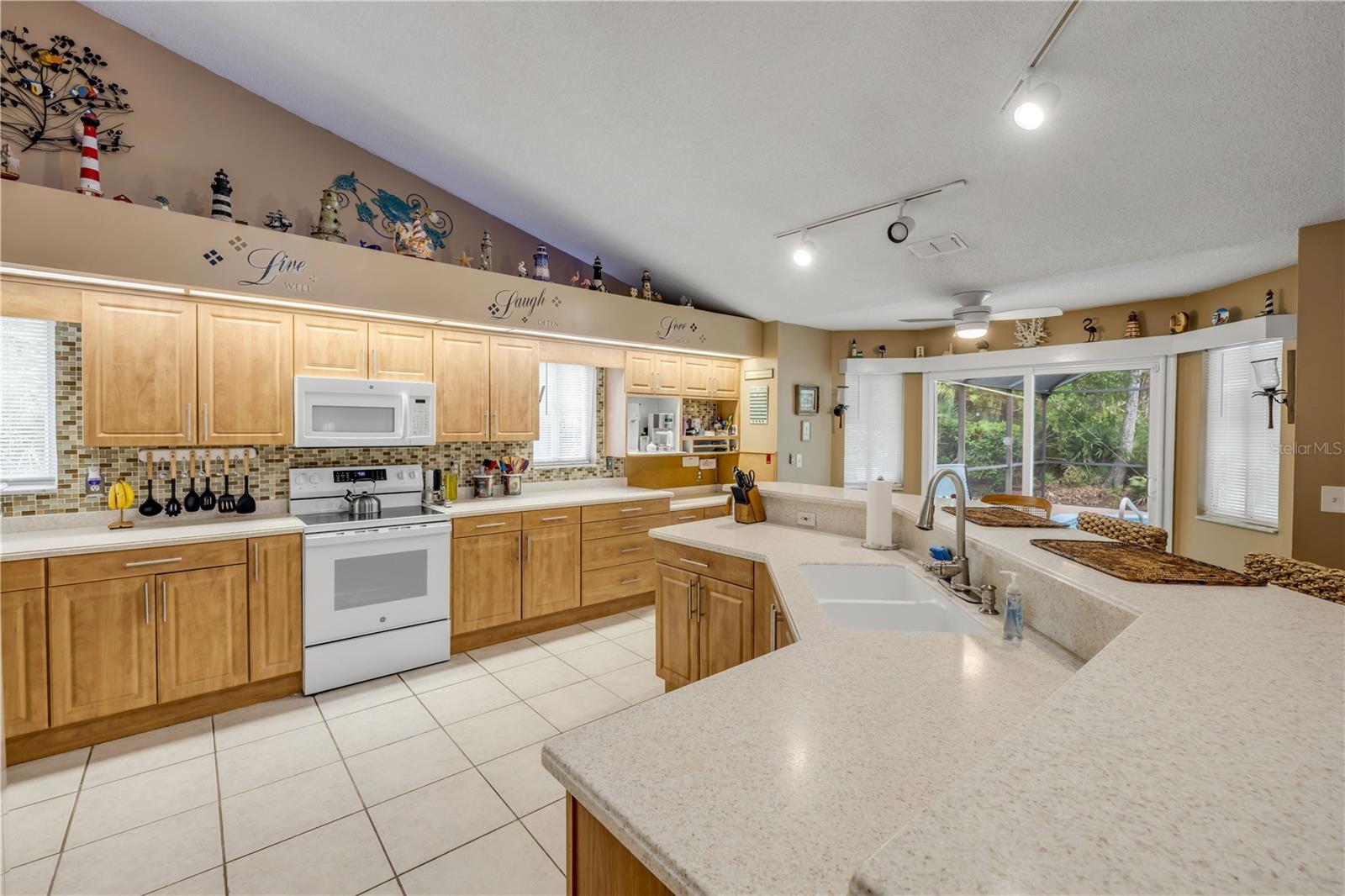 Image 11 of 36 For 107 Muirfield Drive