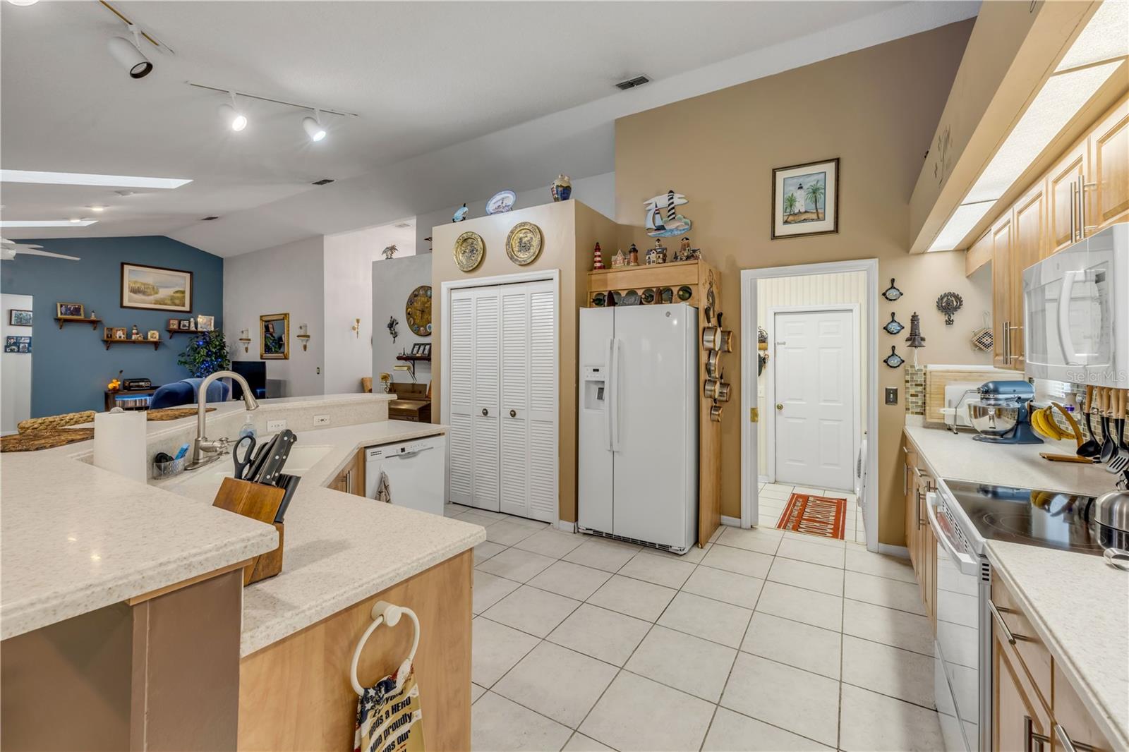 Image 13 of 36 For 107 Muirfield Drive