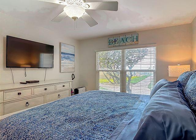 Listing photo id 6 for 4155 Atlantic Avenue 111