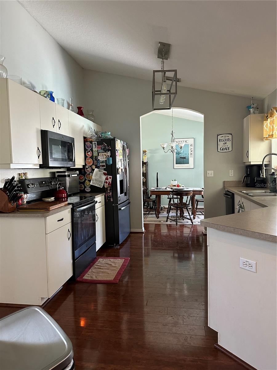 Image 10 of 11 For 1740 Spottswoode Court