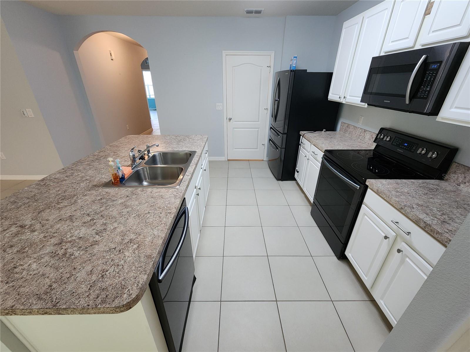 Image 10 of 18 For 184 Fishermans Cove Drive