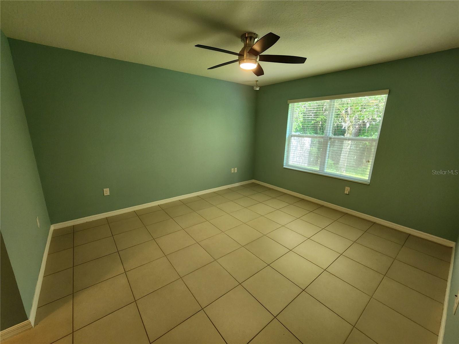 Image 11 of 18 For 184 Fishermans Cove Drive