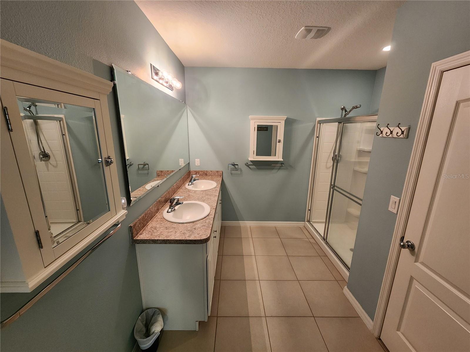 Image 12 of 18 For 184 Fishermans Cove Drive