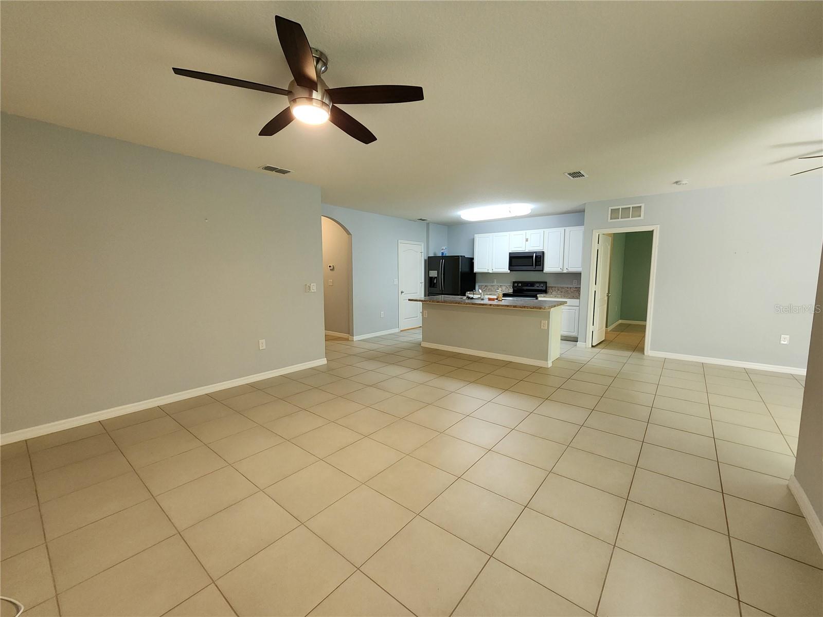 Image 7 of 18 For 184 Fishermans Cove Drive