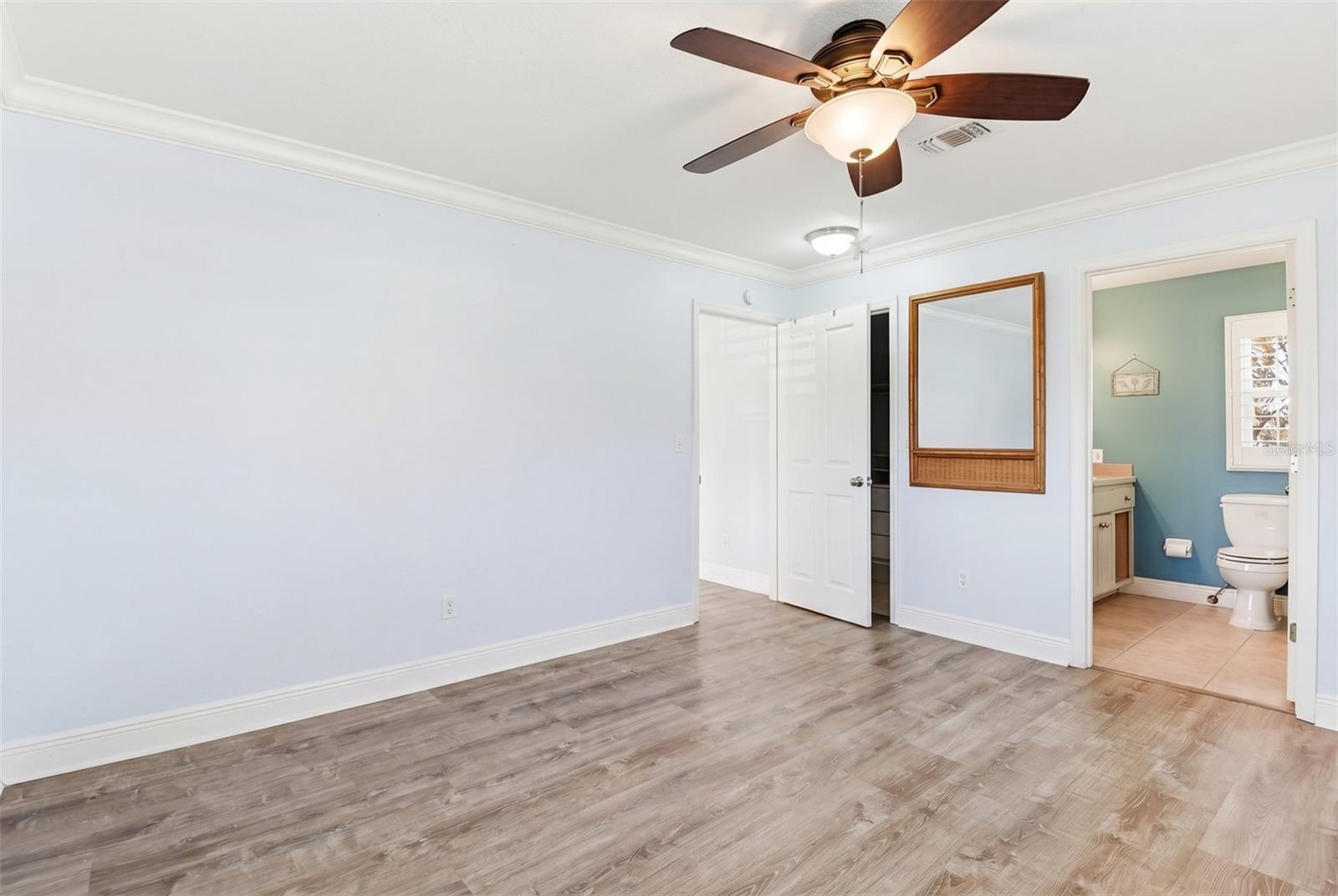 Listing photo id 18 for 40 Cunningham Drive