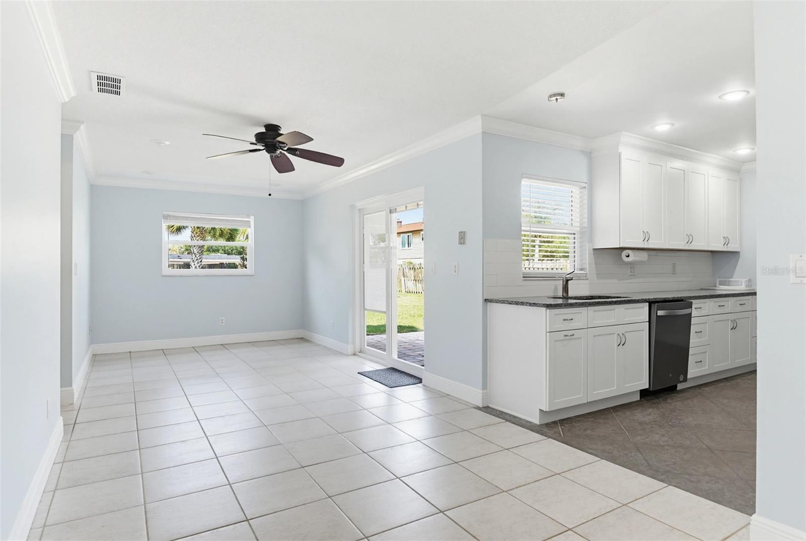 Listing photo id 25 for 40 Cunningham Drive