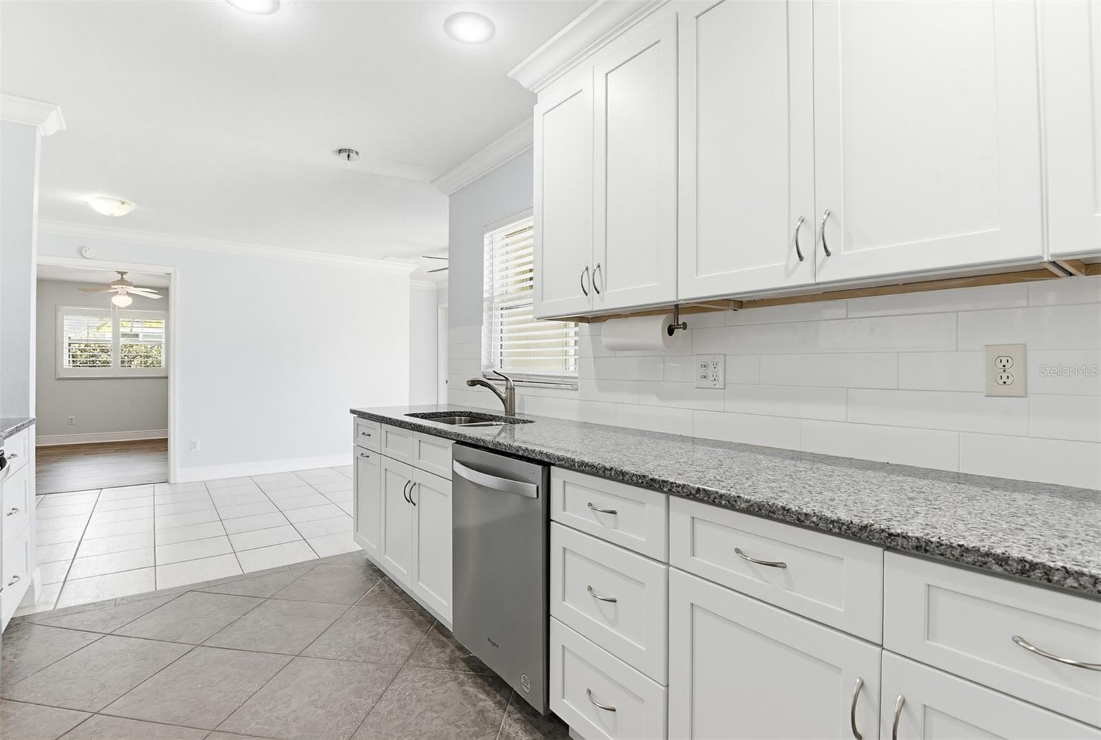 Listing photo id 35 for 40 Cunningham Drive