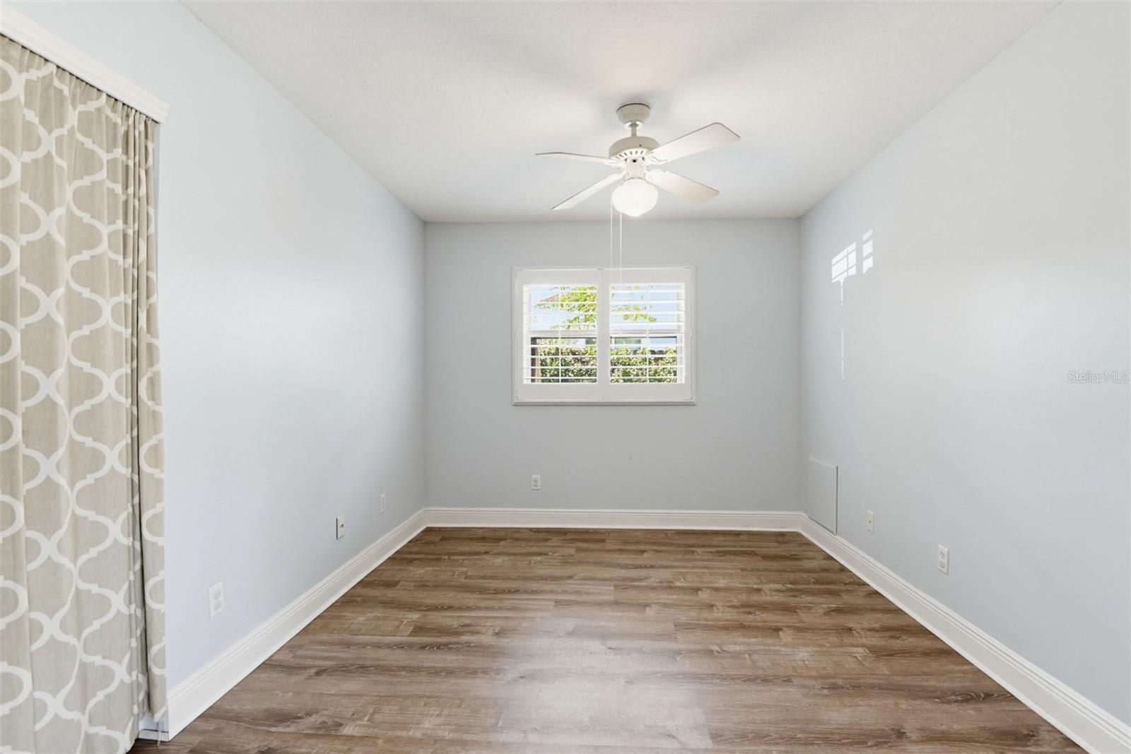 Listing photo id 37 for 40 Cunningham Drive