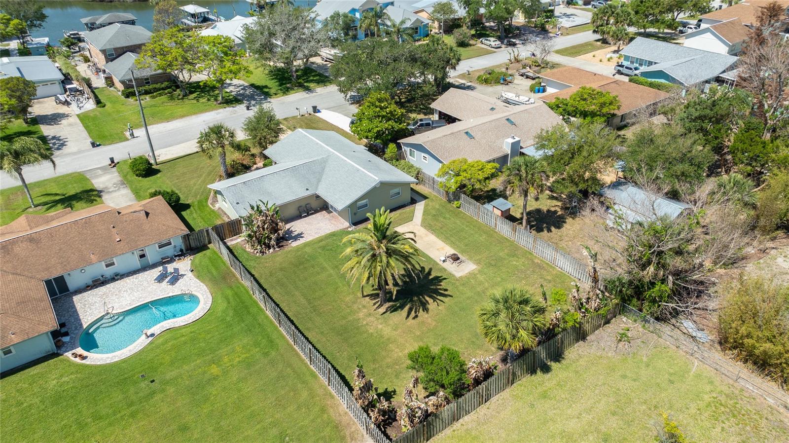 Listing photo id 55 for 40 Cunningham Drive