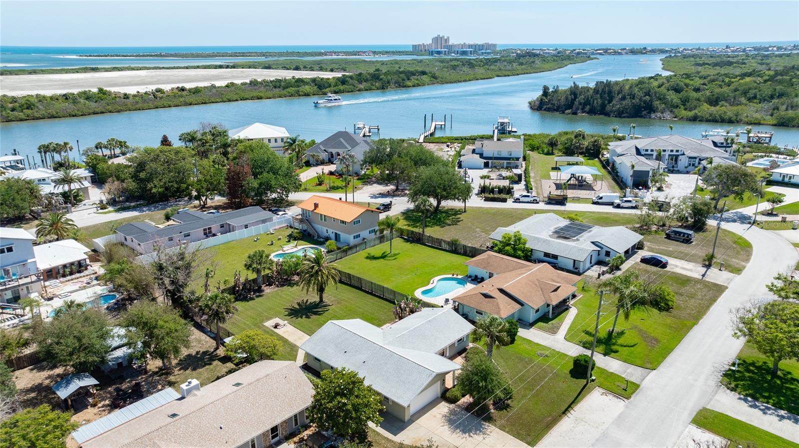 Listing photo id 56 for 40 Cunningham Drive